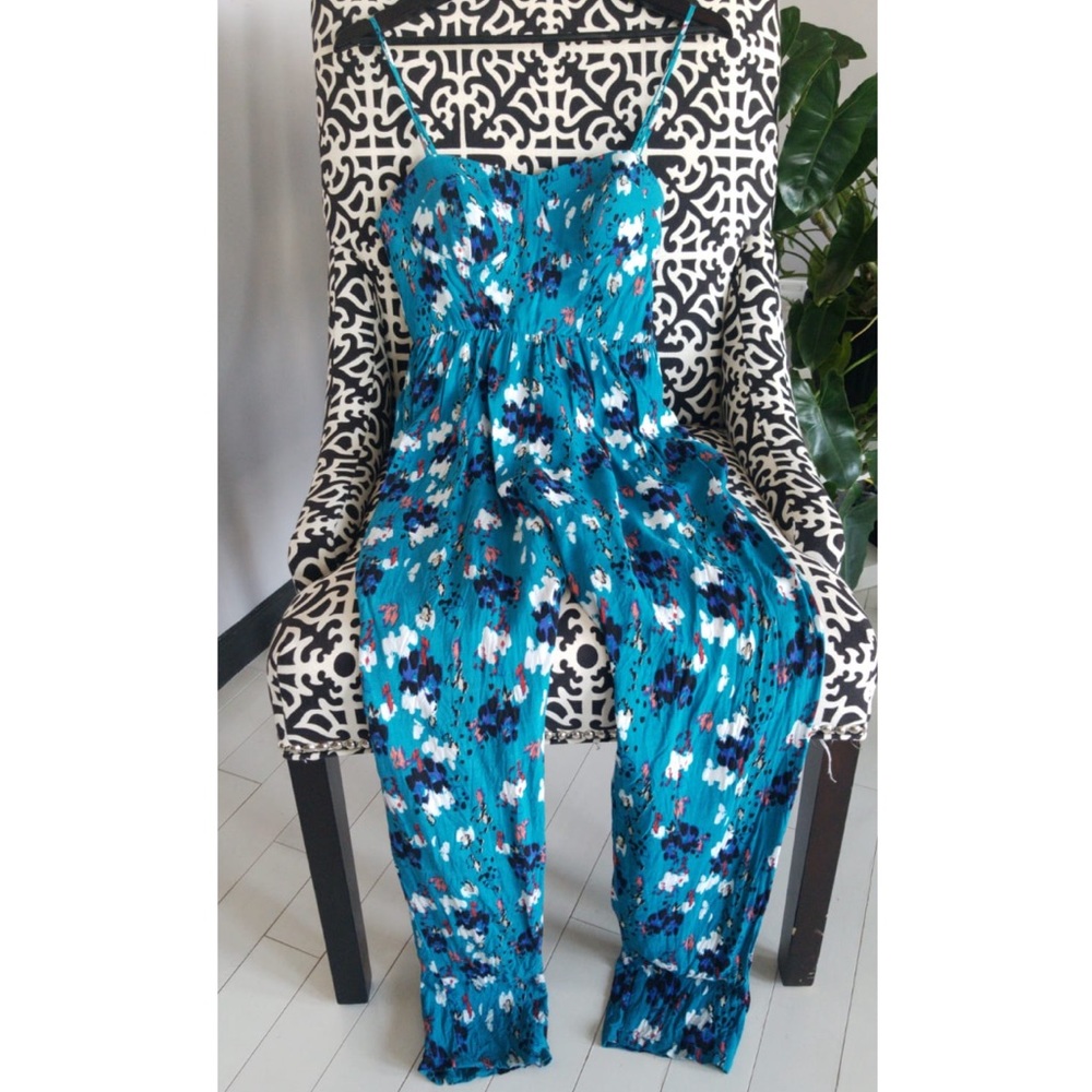 💙 3 for $30 💙 Multicoloured Bustier Style Jumpsuit